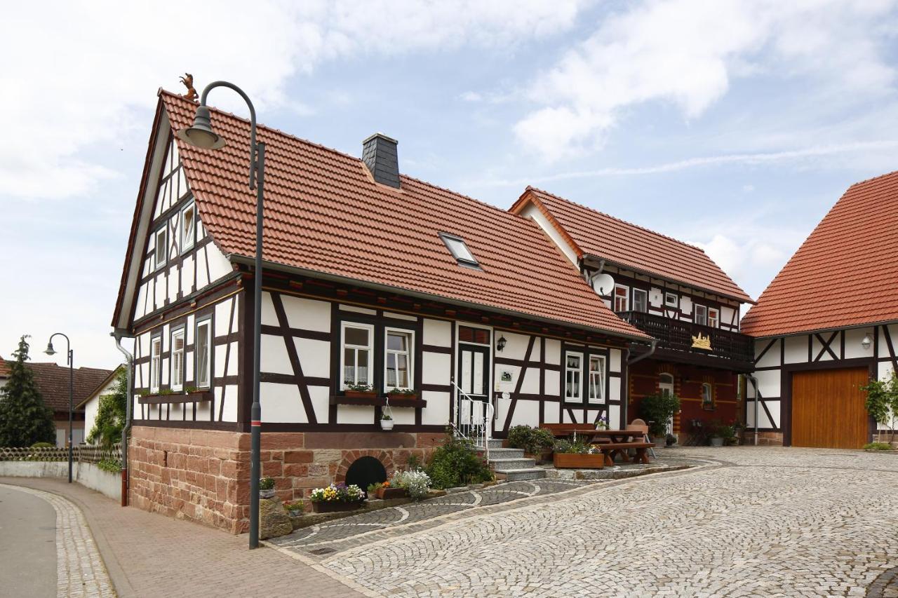 Landhotel Zur Gruenen Kutte Bernshausen Екстер'єр фото